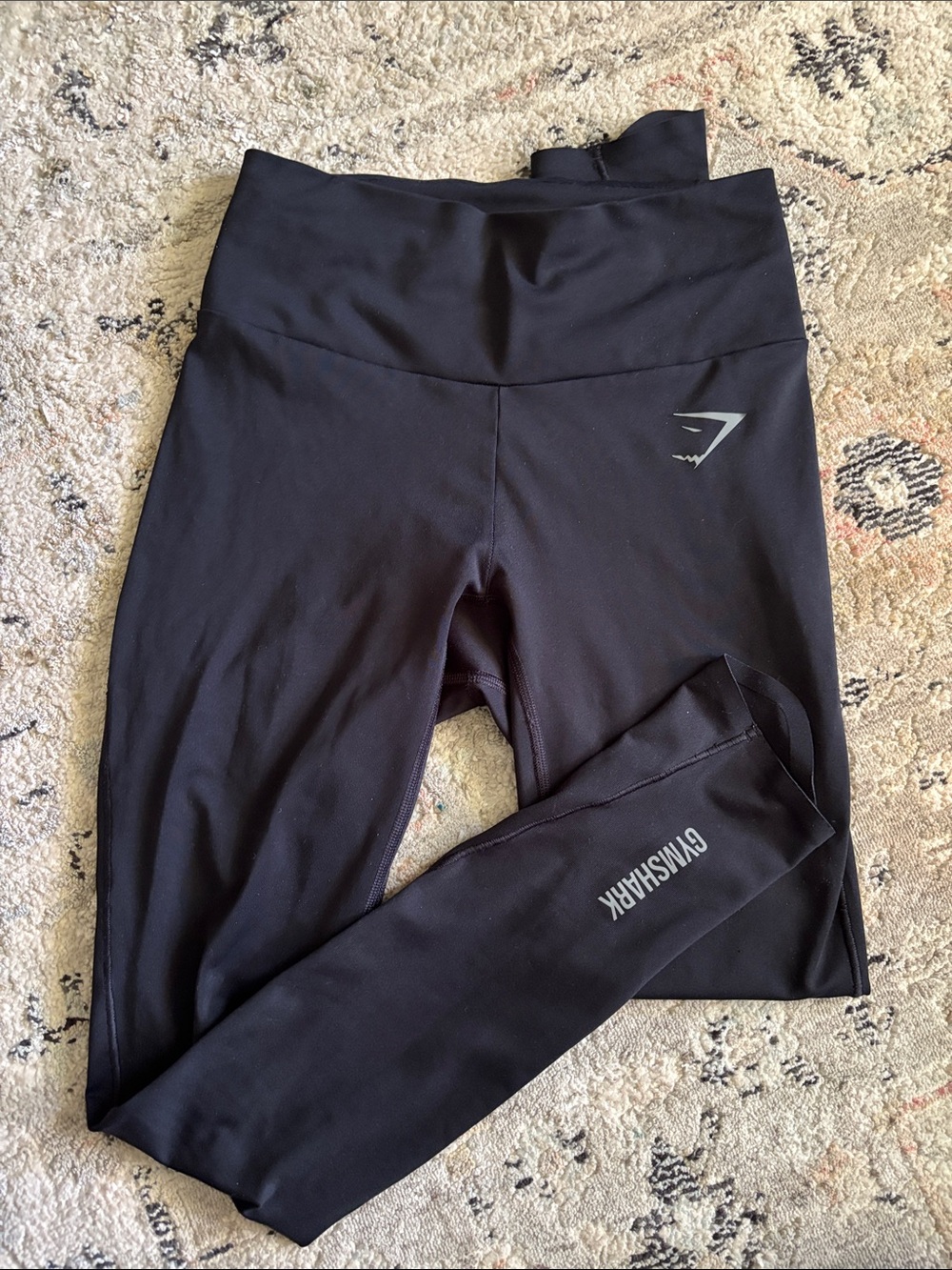 Black Gymshark leggings